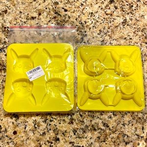 NWT Pokémon silicone molds